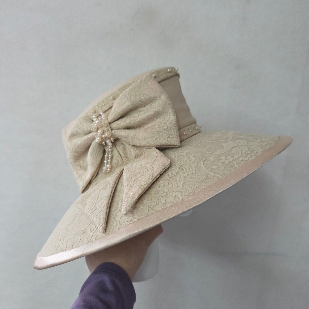 ML Studio Dress Hat‎ Womens OS Champagne Lace Pearl Bow Wide Brim Church Wedding